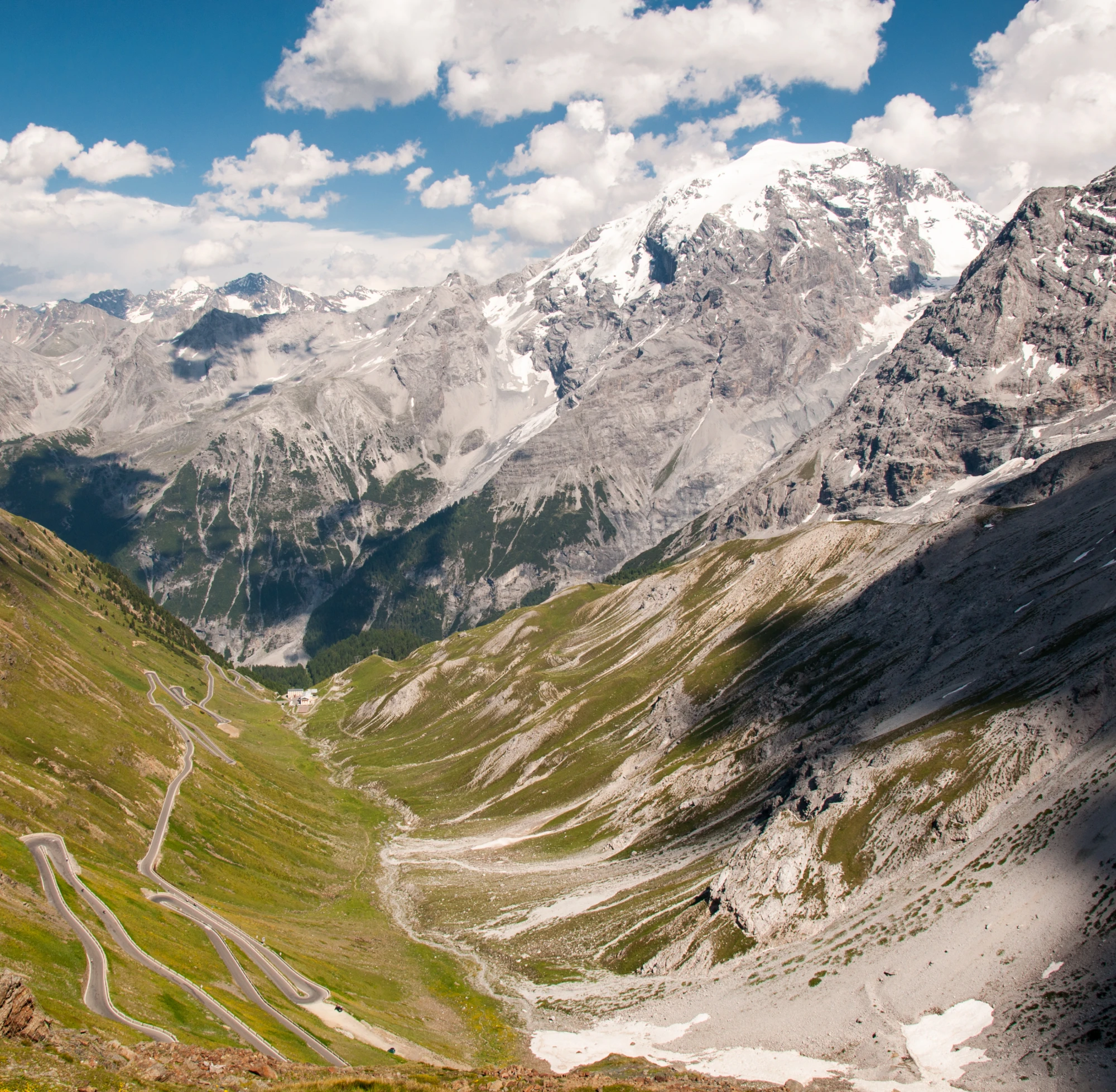 Panorama alpino al Passo dello Stelvio